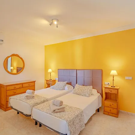 - 4579 Mallorca By 5starshome - Heated Saltwater Swimming Pool